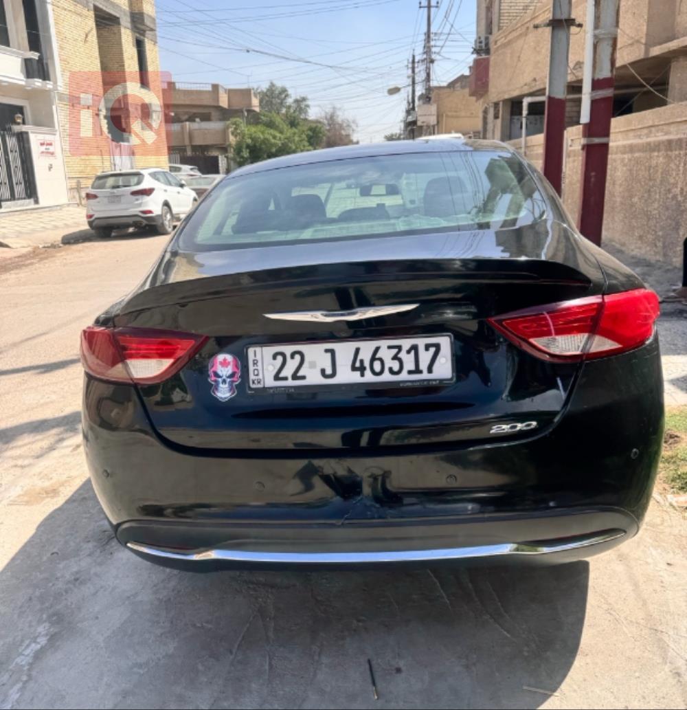 Chrysler 200